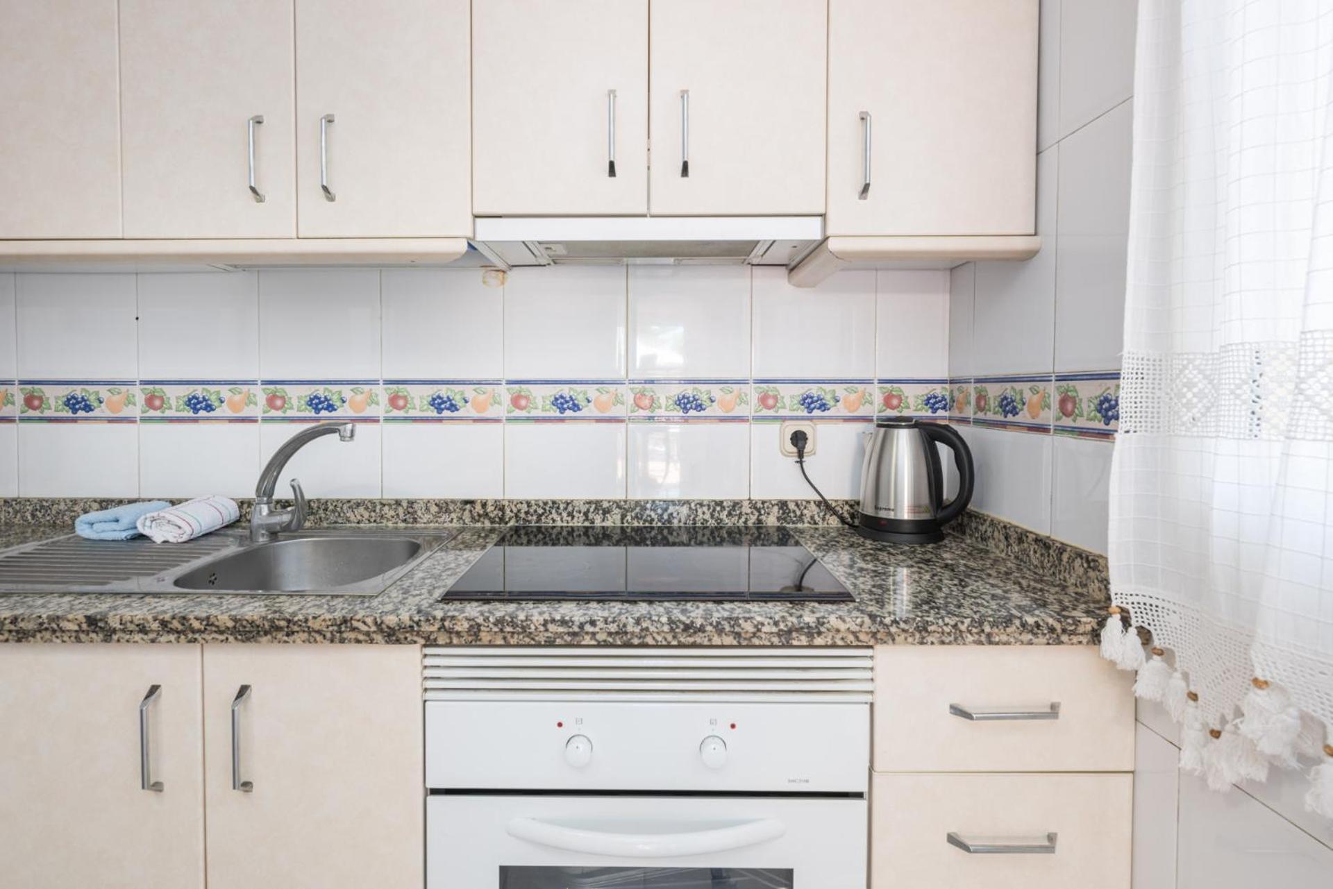 Castillo Sohail Townhouse Near The Beach By Costarentals - Ref 101 Fuengirola Eksteriør billede