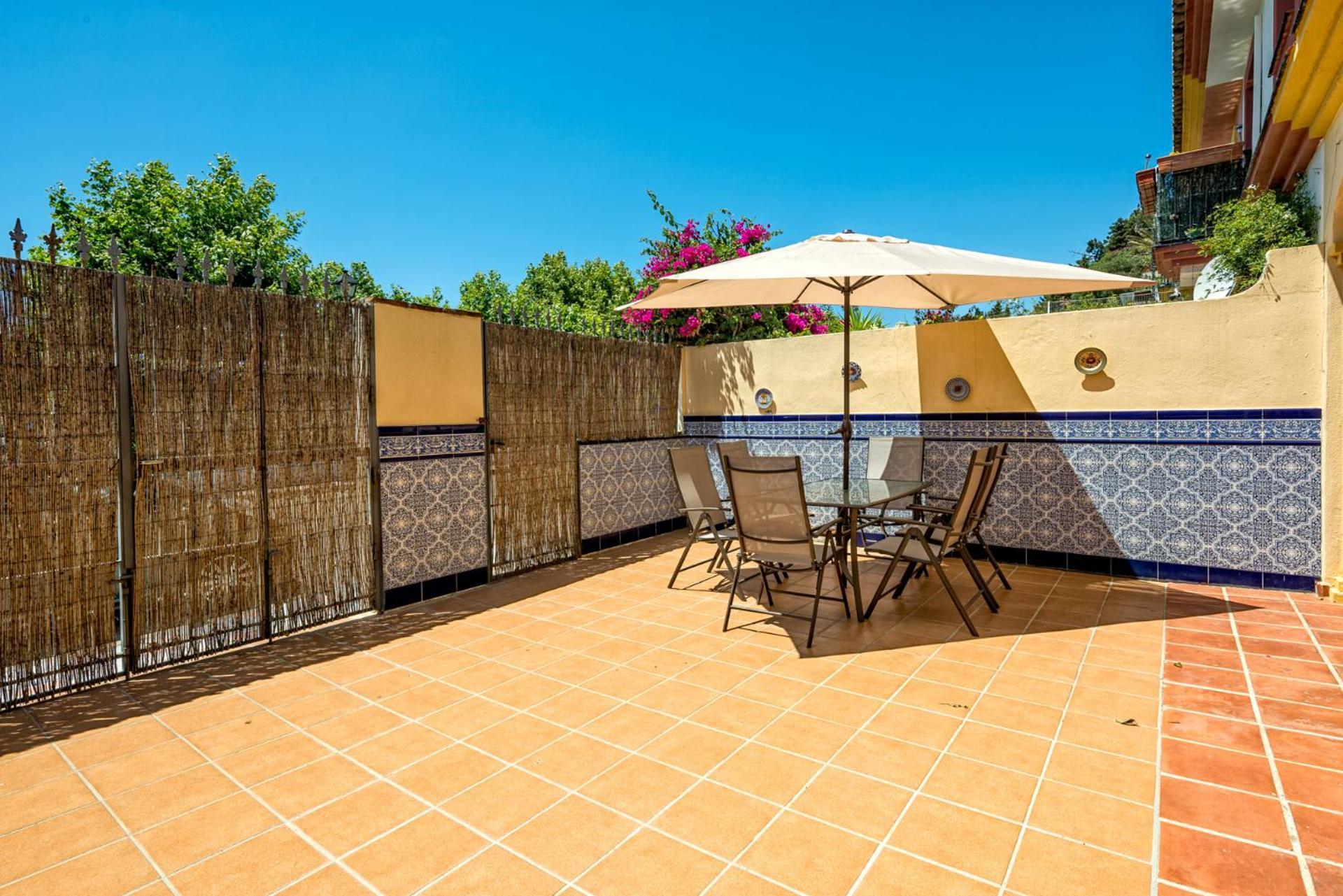 Castillo Sohail Townhouse Near The Beach By Costarentals - Ref 101 Fuengirola Eksteriør billede