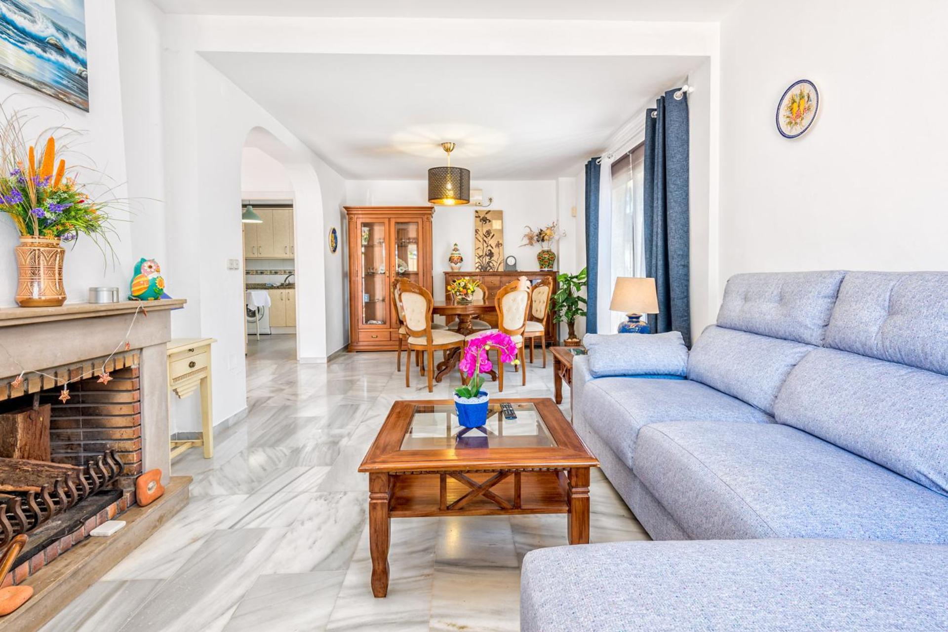 Castillo Sohail Townhouse Near The Beach By Costarentals - Ref 101 Fuengirola Eksteriør billede